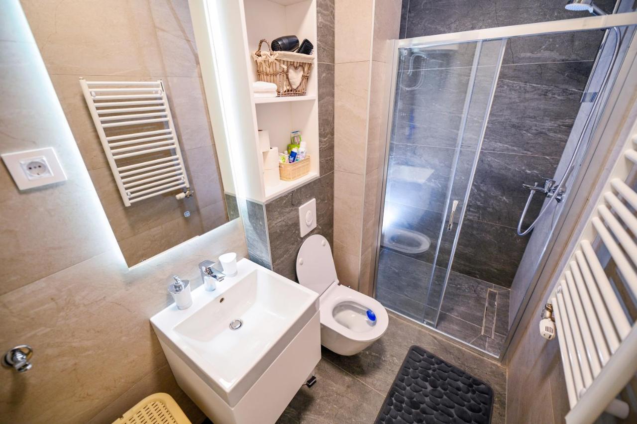 Apartman City Charm Banja Luka Exteriör bild