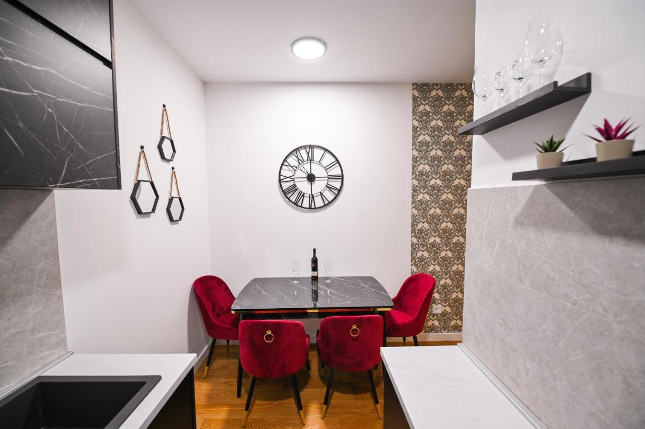 Apartman City Charm Banja Luka Exteriör bild