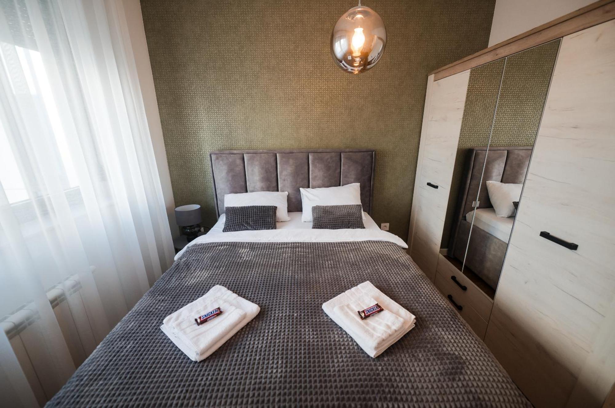 Apartman City Charm Banja Luka Exteriör bild