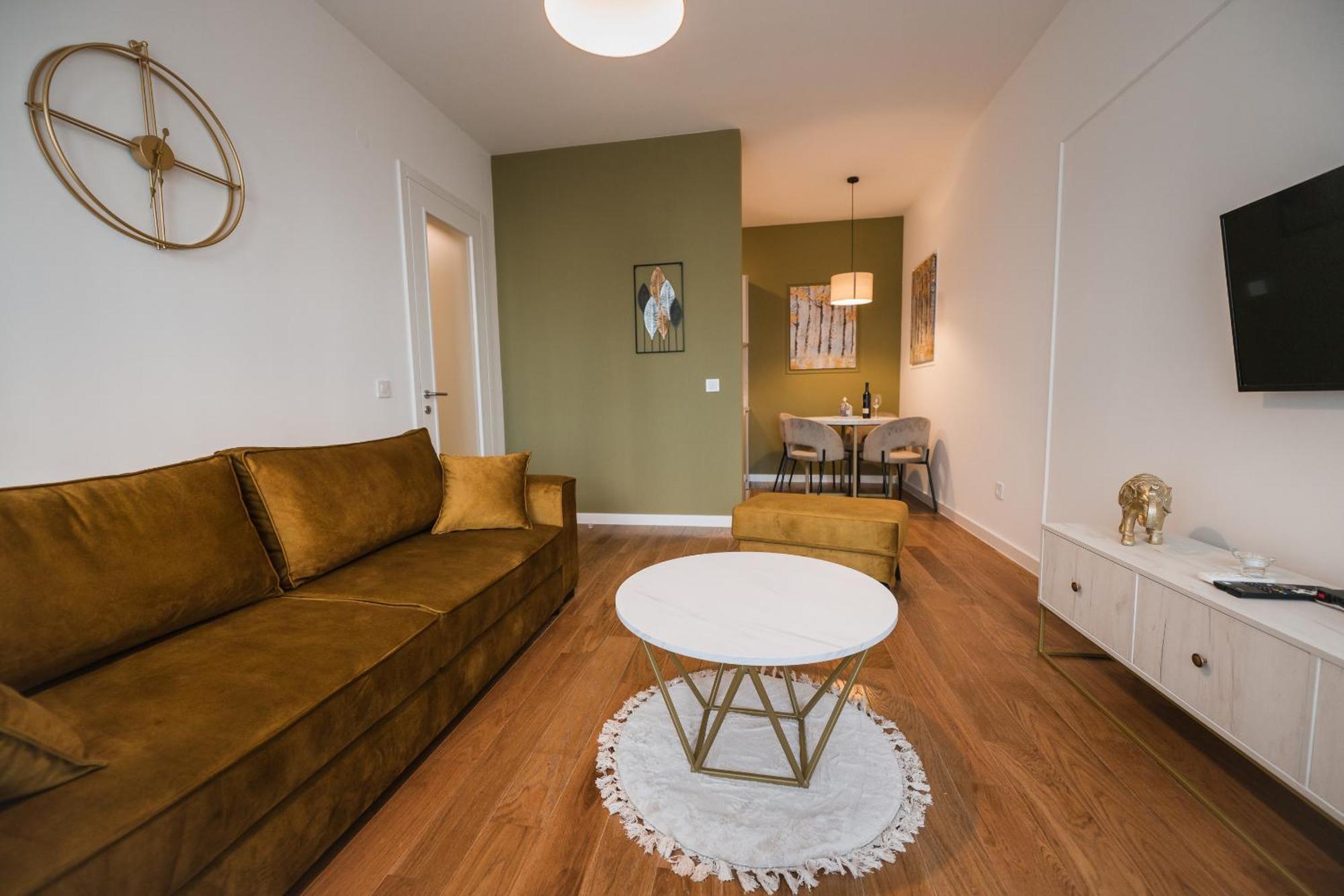 Apartman City Charm Banja Luka Exteriör bild