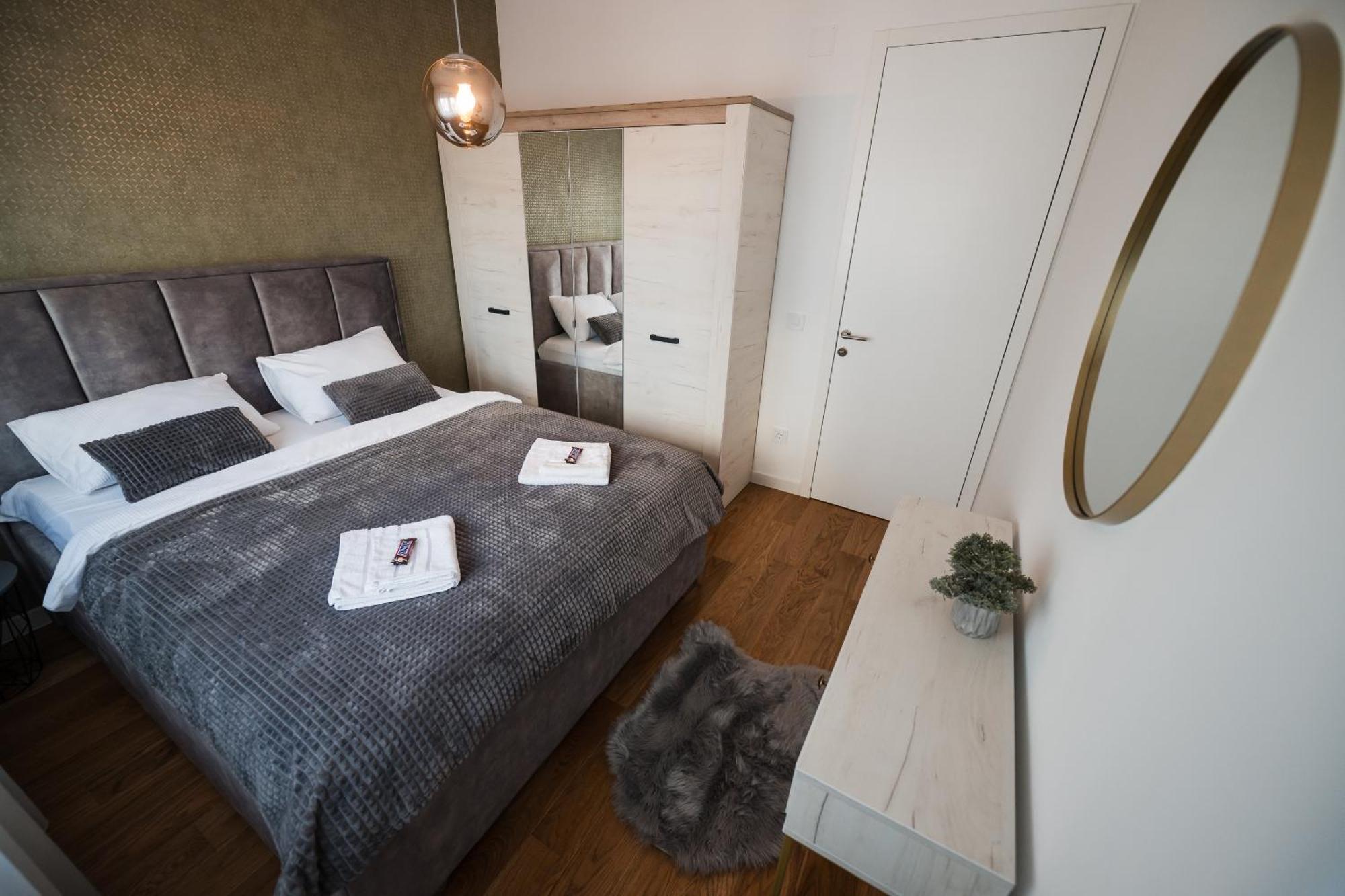 Apartman City Charm Banja Luka Exteriör bild