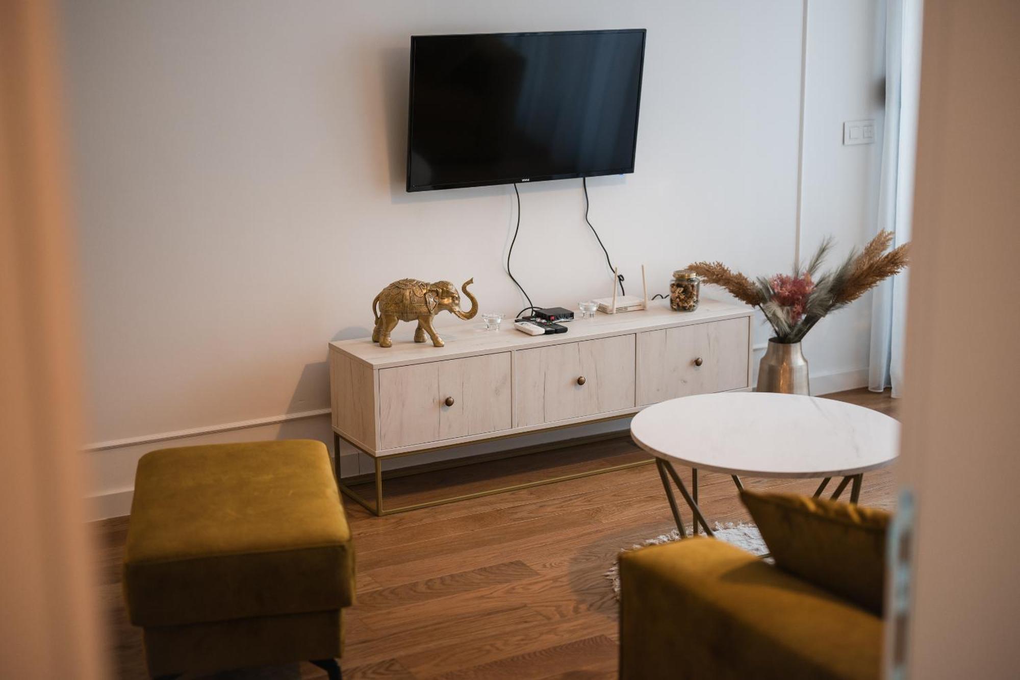 Apartman City Charm Banja Luka Exteriör bild